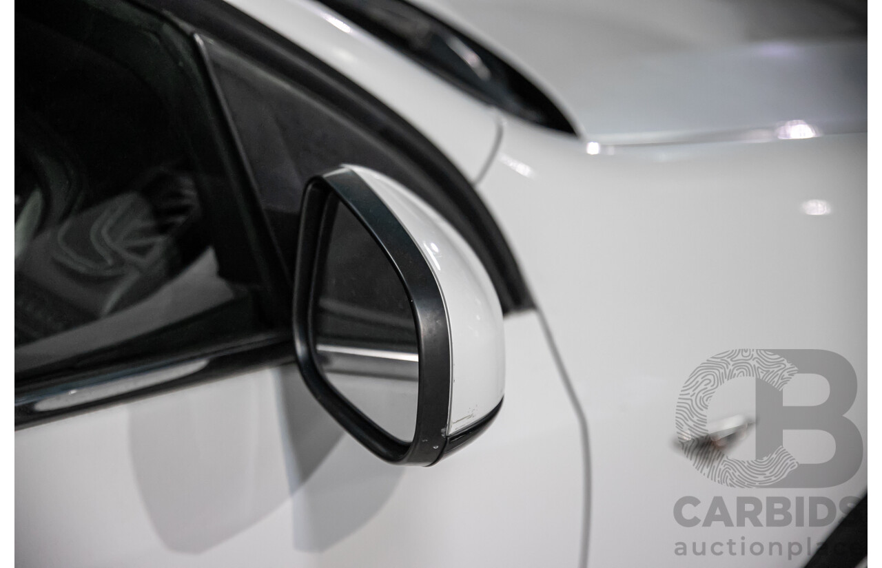 6/2010 Ford Falcon XT FG 4d Sedan White 4.0L