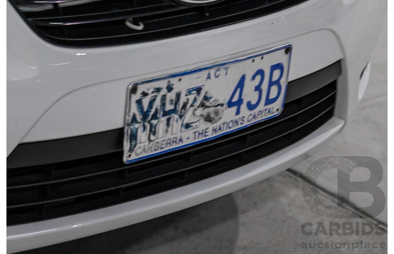 6/2010 Ford Falcon XT FG 4d Sedan White 4.0L