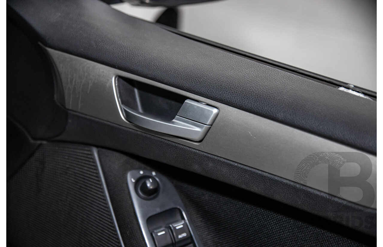 6/2010 Ford Falcon XT FG 4d Sedan White 4.0L