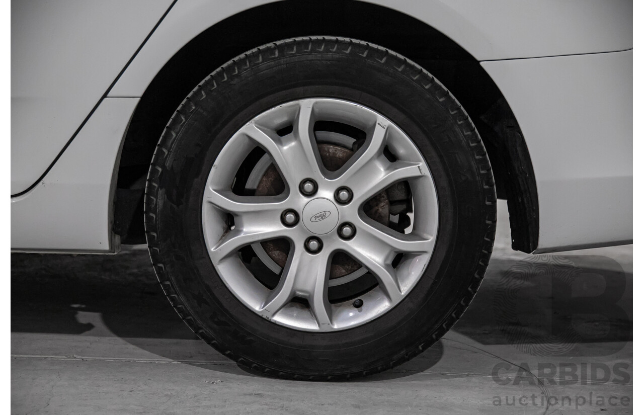 6/2010 Ford Falcon XT FG 4d Sedan White 4.0L