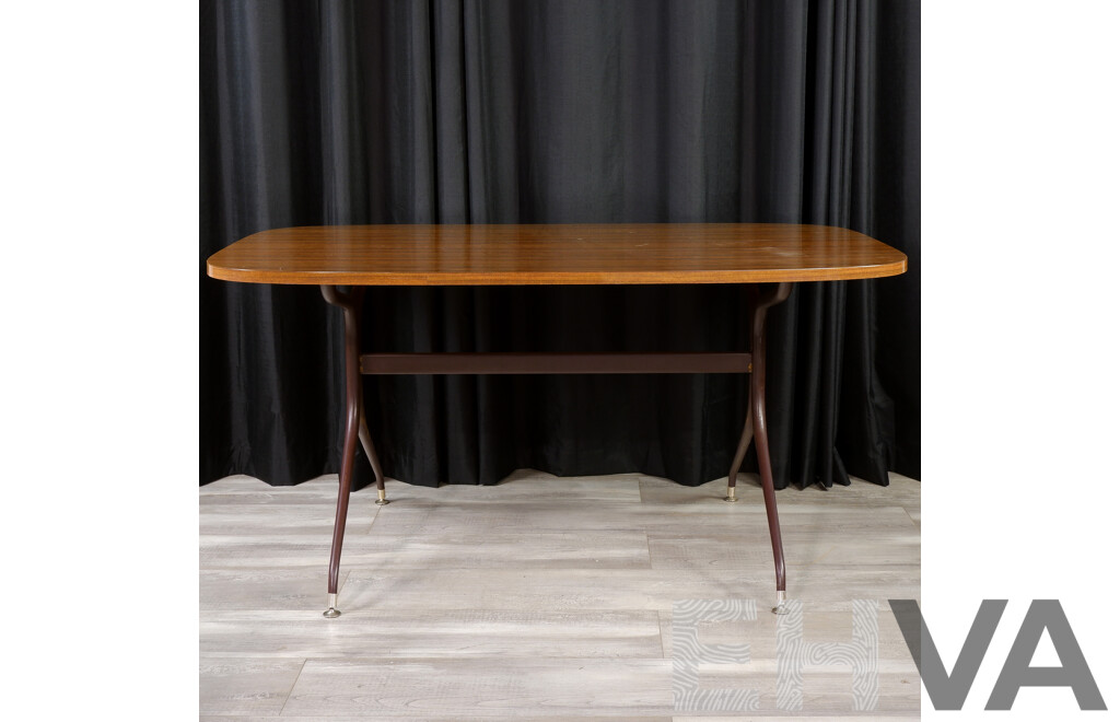 Vintage Dining Table by Aristoc