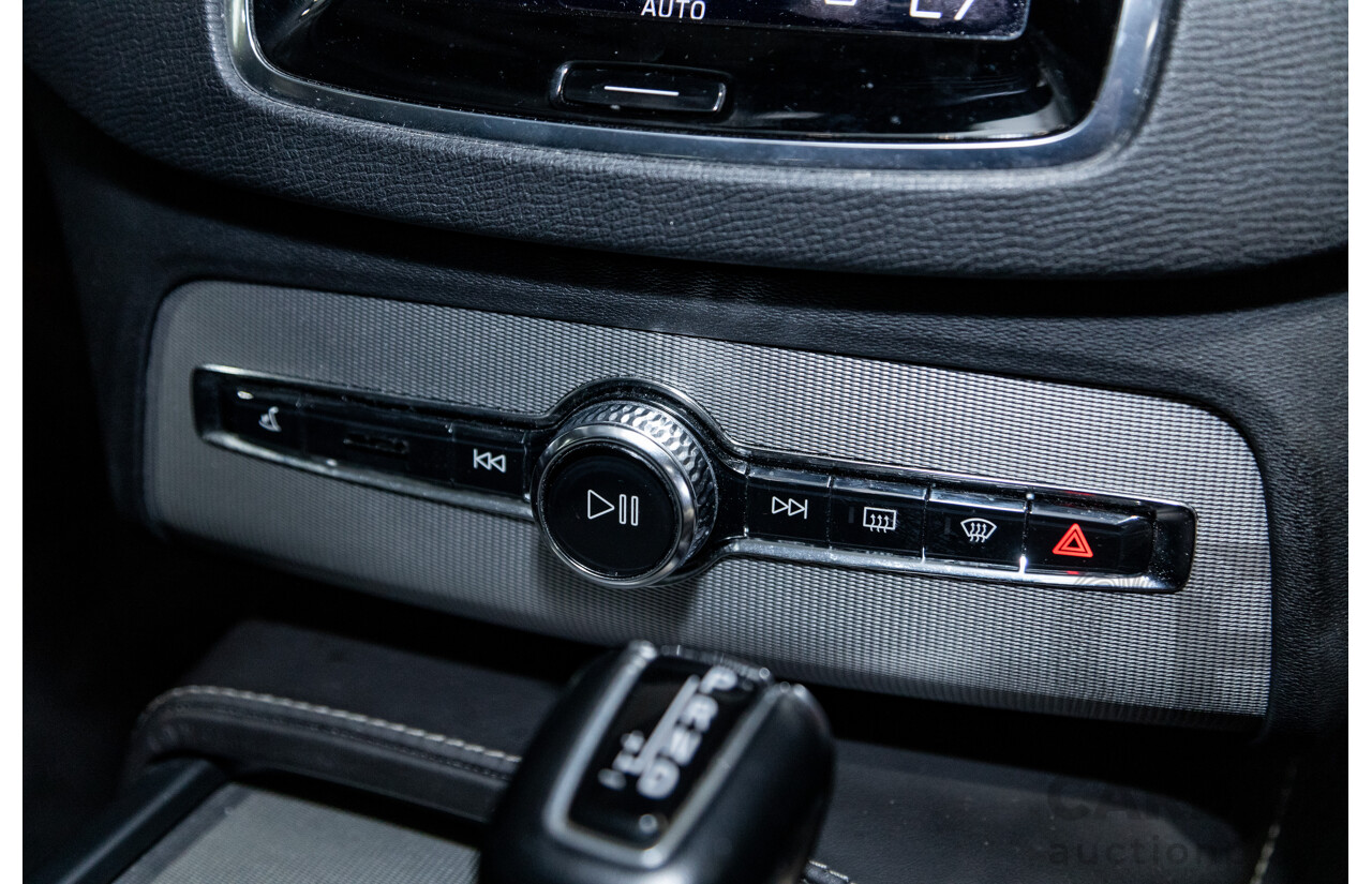 1/2016 Volvo XC90 D5 2.0 Inscription (AWD) 256 MY16 4d Wagon Crystal White Twin Turbo Diesel 2.0L - 7 Seater