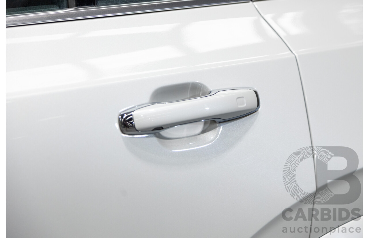 1/2016 Volvo XC90 D5 2.0 Inscription (AWD) 256 MY16 4d Wagon Crystal White Twin Turbo Diesel 2.0L - 7 Seater