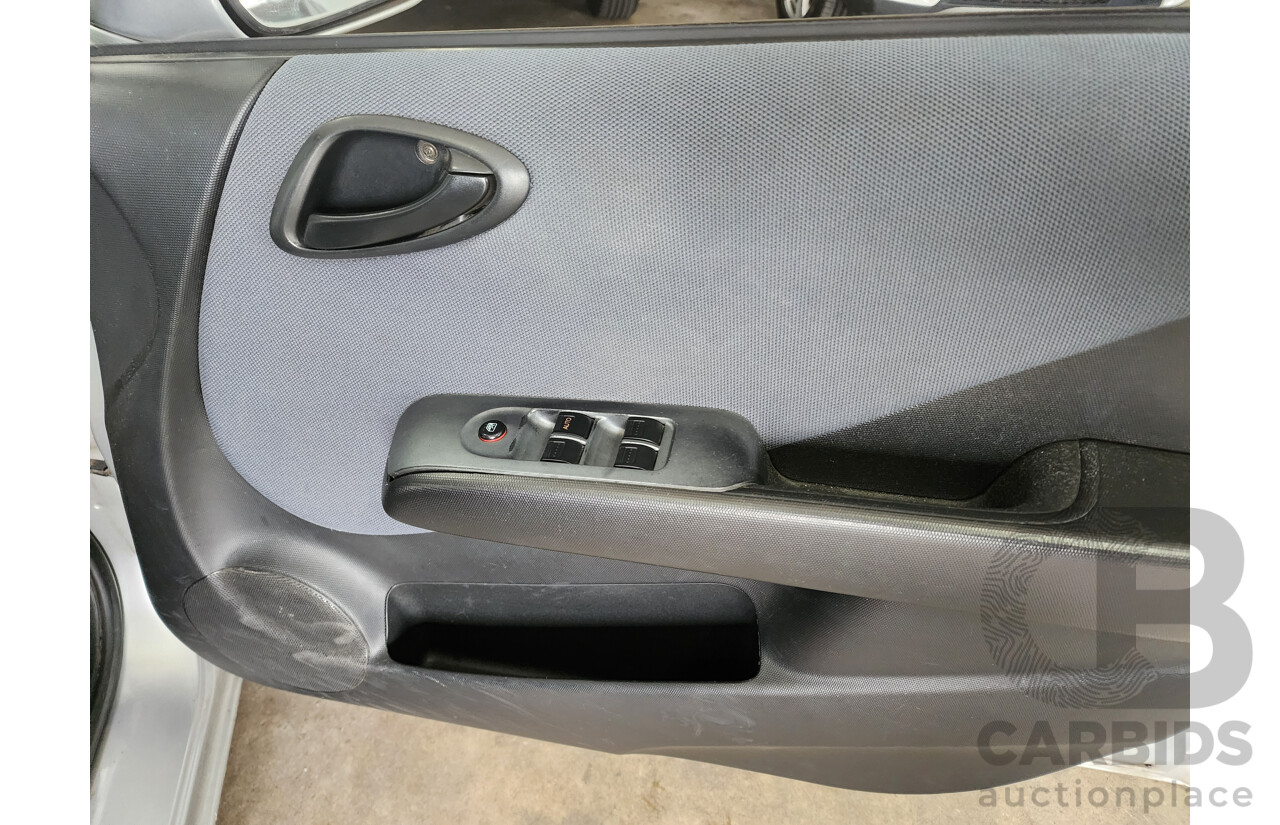 07/2003 Honda Jazz GLi FWD  5D Hatchback Silver 1.3L