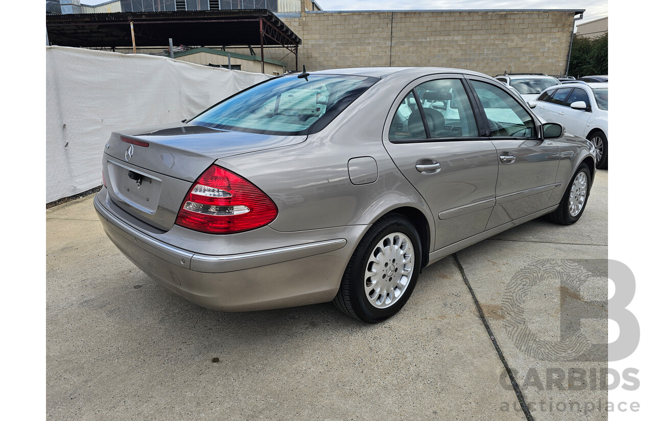 10/2005 Mercedes-Benz E350 Elegance 211 4d Sedan Silver Or Chrome 3.5L