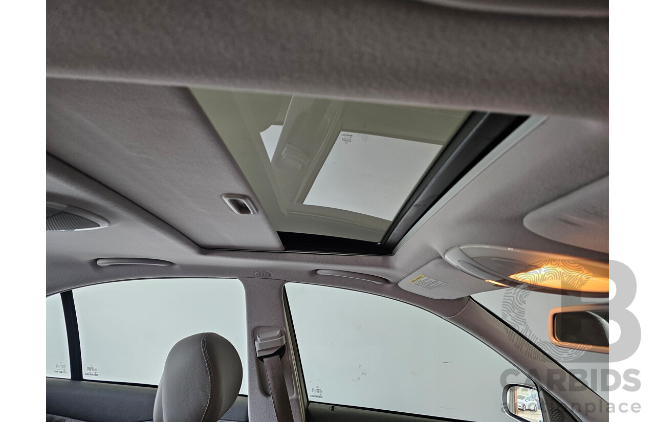 10/2005 Mercedes-Benz E350 Elegance 211 4d Sedan Silver Or Chrome 3.5L