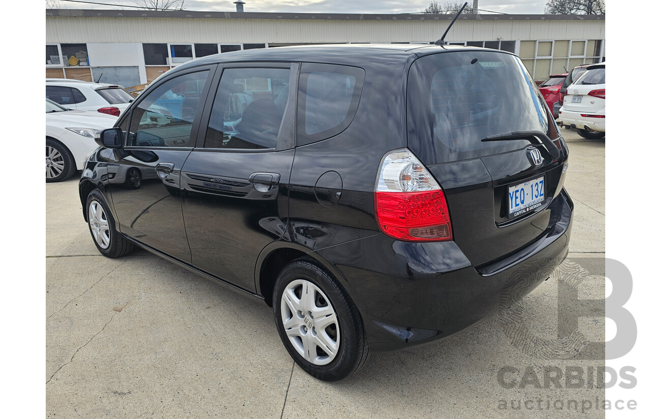 9/2006 Honda Jazz VTi MY06 5d Hatchback Black 1.5L