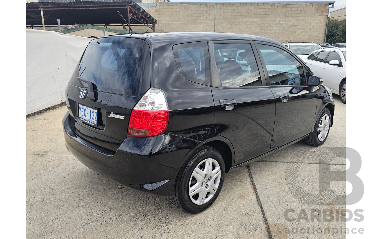9/2006 Honda Jazz VTi MY06 5d Hatchback Black 1.5L