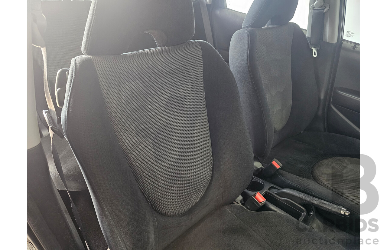 9/2006 Honda Jazz VTi MY06 5d Hatchback Black 1.5L