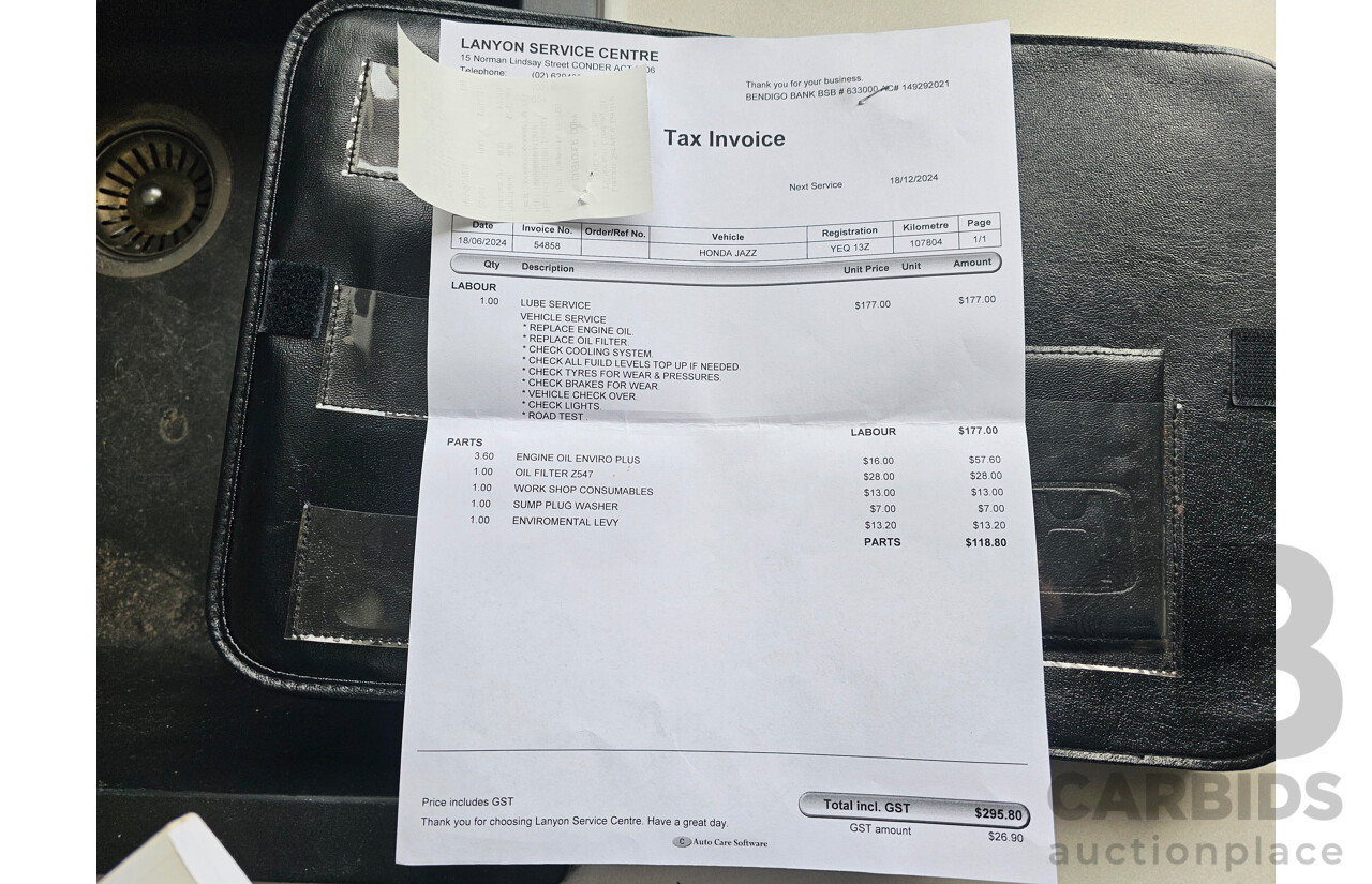 9/2006 Honda Jazz VTi MY06 5d Hatchback Black 1.5L