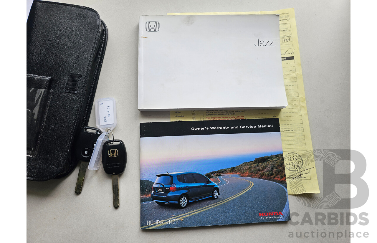 9/2006 Honda Jazz VTi MY06 5d Hatchback Black 1.5L