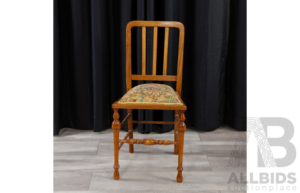 Edwardian Oak Nursing Chair