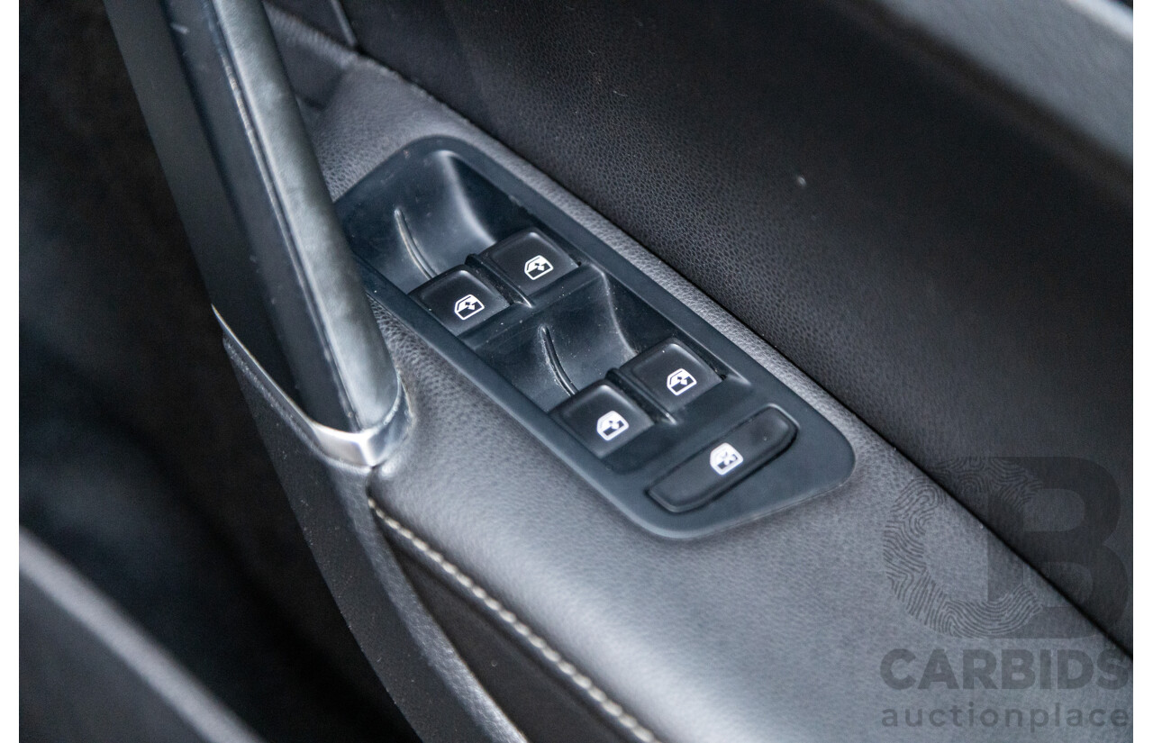 2/2016 Volkswagen Golf Alltrack 132 TSI (AWD) MK7 AU MY16 4d Wagon Pure White Turbo 1.8L