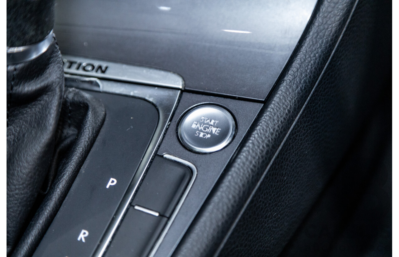 2/2016 Volkswagen Golf Alltrack 132 TSI (AWD) MK7 AU MY16 4d Wagon Pure White Turbo 1.8L