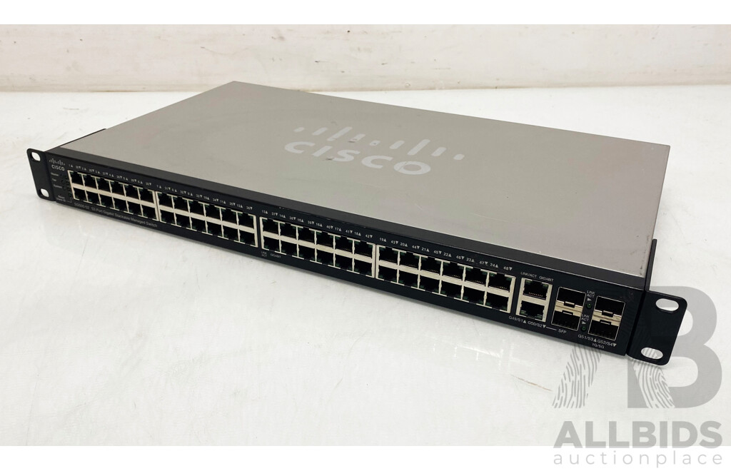 Cisco (SG500-52) 48-Port Gigabit Ethernet Switch