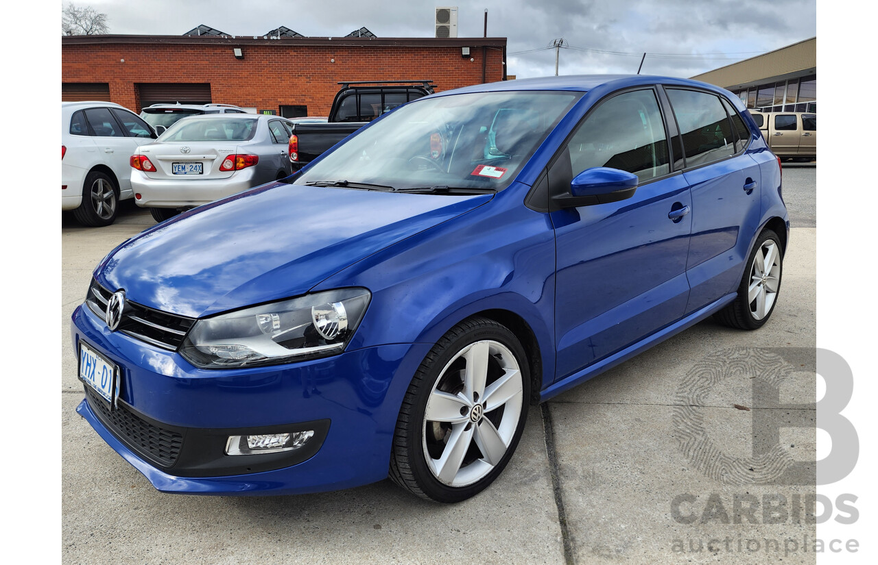 10/2011 Volkswagen Polo 77 TSI COMFORTLINE FWD 6R 5D Hatchback Blue 1.2L