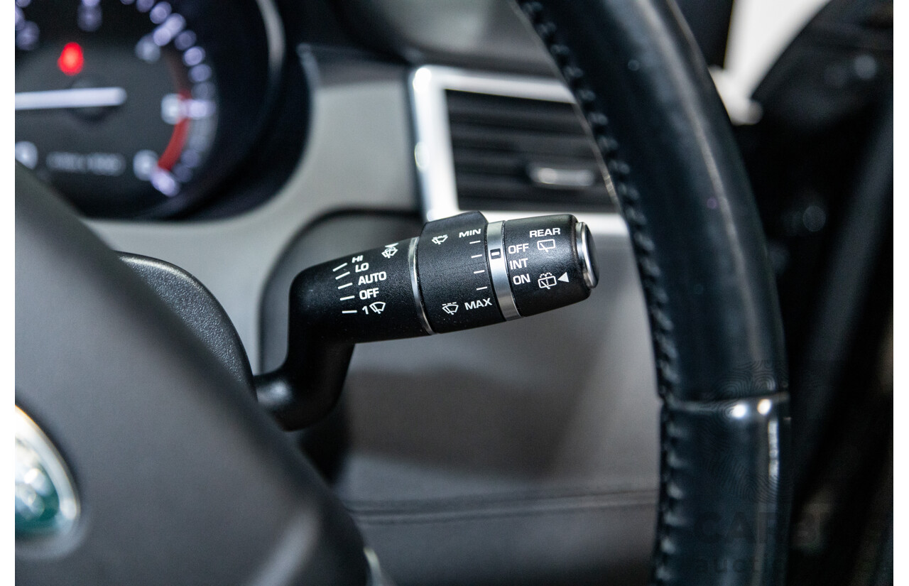 9/2015 Land Rover Discovery Sport TD4 HSE (AWD) LC 4d Wagon Santorini Black Metallic Turbo Diesel 2.2L