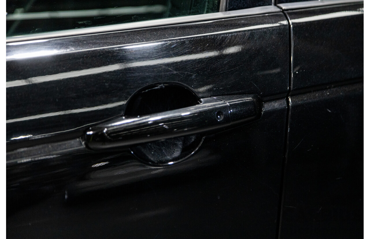 9/2015 Land Rover Discovery Sport TD4 HSE (AWD) LC 4d Wagon Santorini Black Metallic Turbo Diesel 2.2L