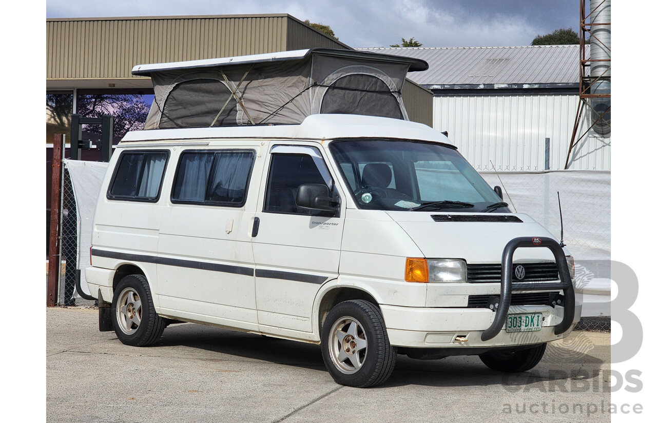 03/1996 Volkswagen Transporter (SWB) FWD T4 Van White 2.0L
