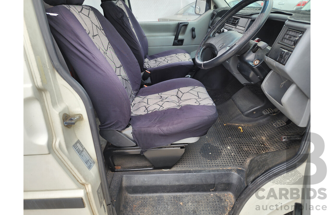 03/1996 Volkswagen Transporter (SWB) FWD T4 Van White 2.0L
