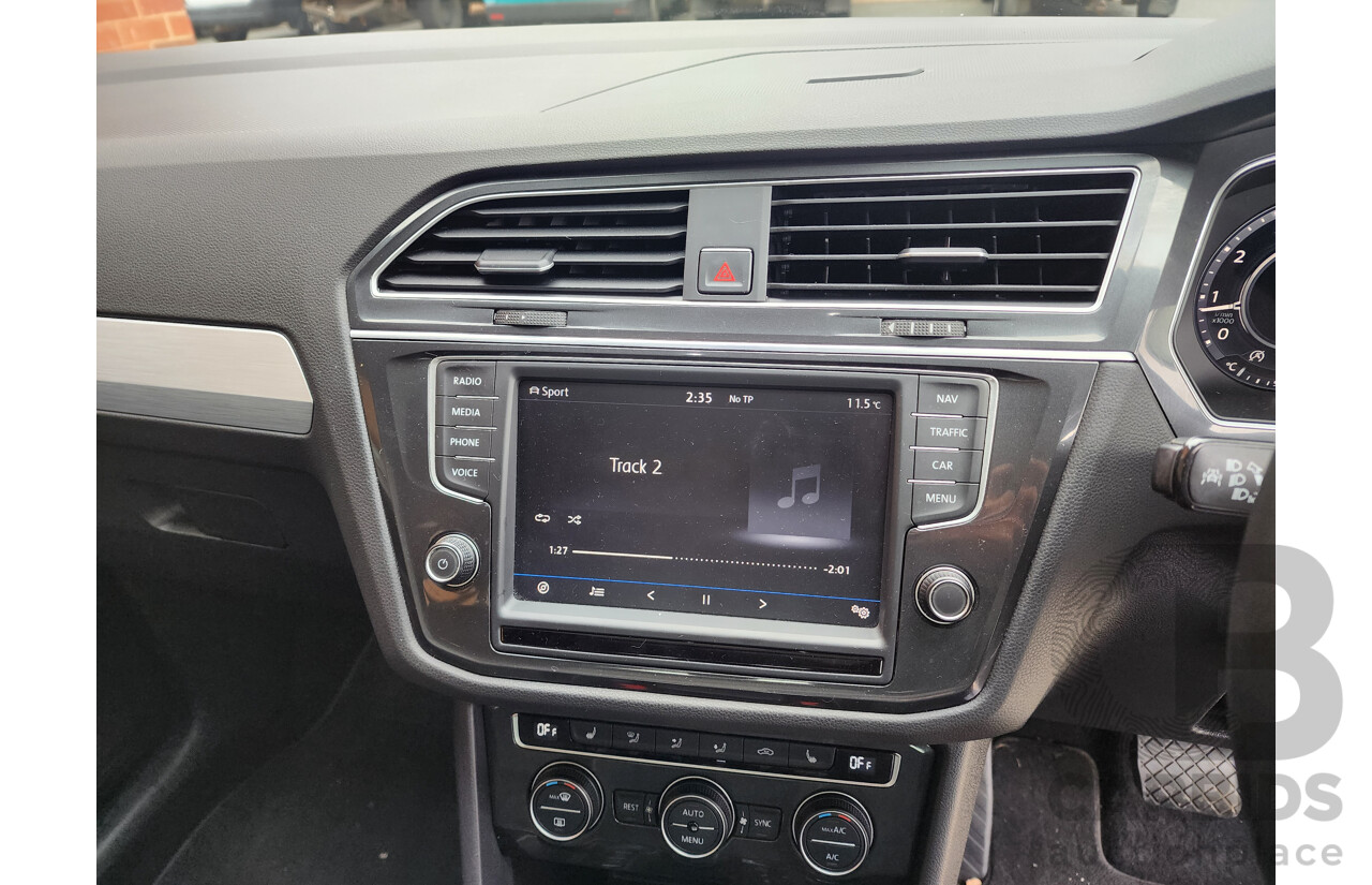 1/2017 Volkswagen Tiguan 132 TSI (4x4) 5NC MY16 4d Wagon White 2.0L