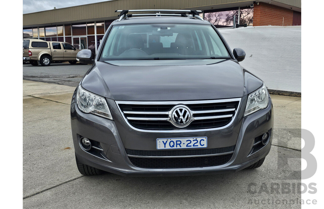 7/2011 Volkswagen Tiguan 147 TSI 5NC MY11 4d Wagon Grey 2.0L