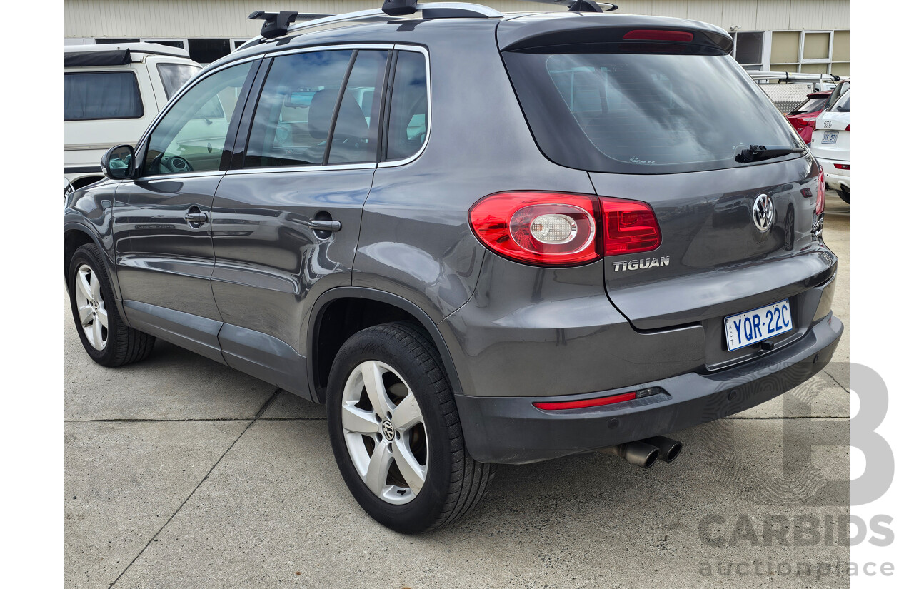 7/2011 Volkswagen Tiguan 147 TSI 5NC MY11 4d Wagon Grey 2.0L