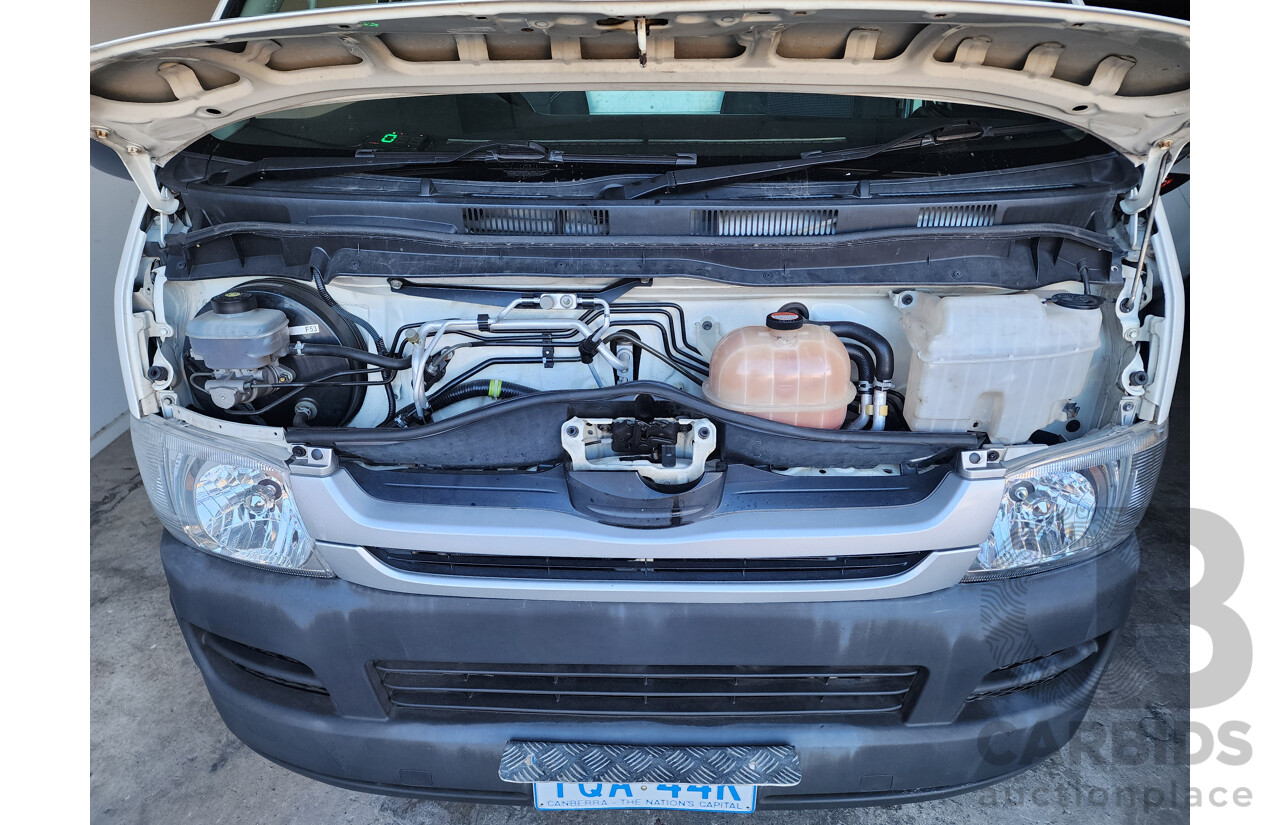 02/2010 Toyota Hi-Ace LWB RWD TRH201R 4D Van White 2.7L