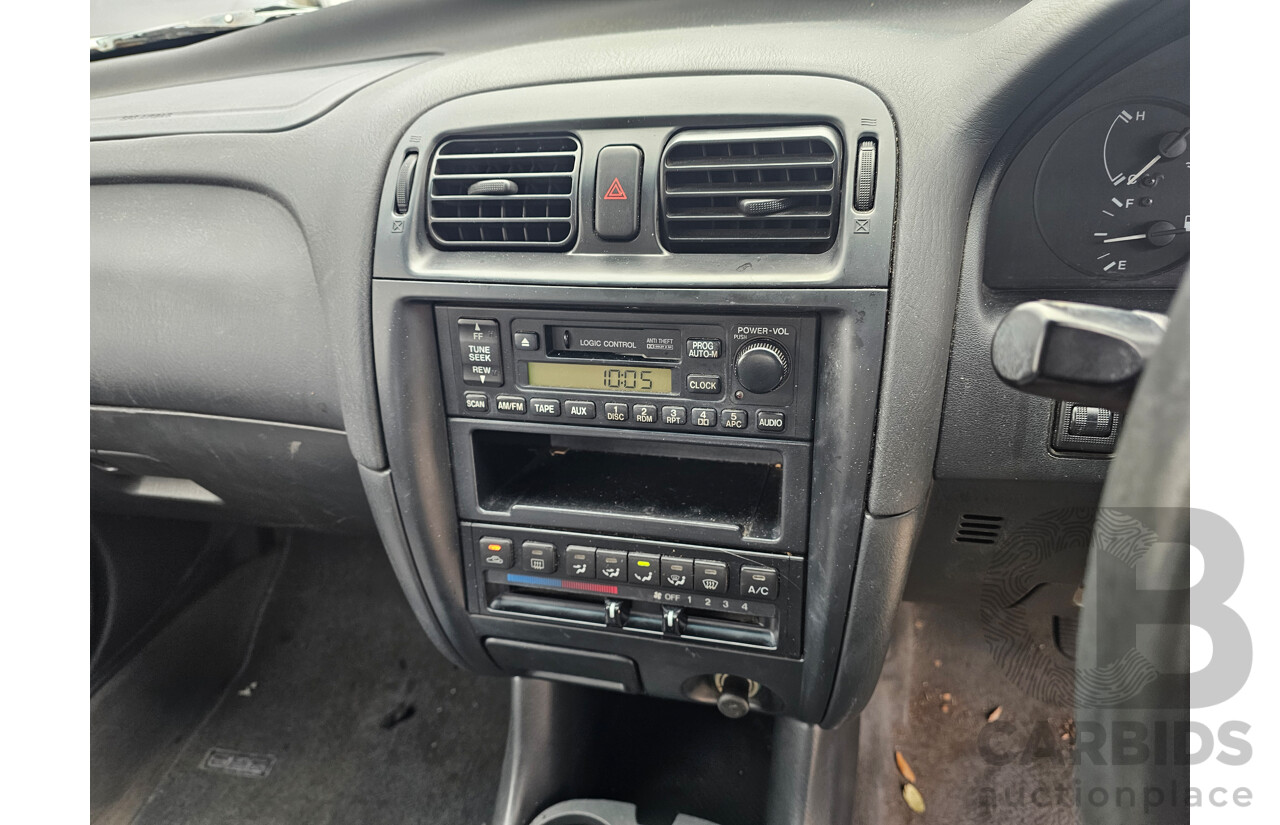 3/1998 Mazda 626 Classic  4d Sedan White 2.0L