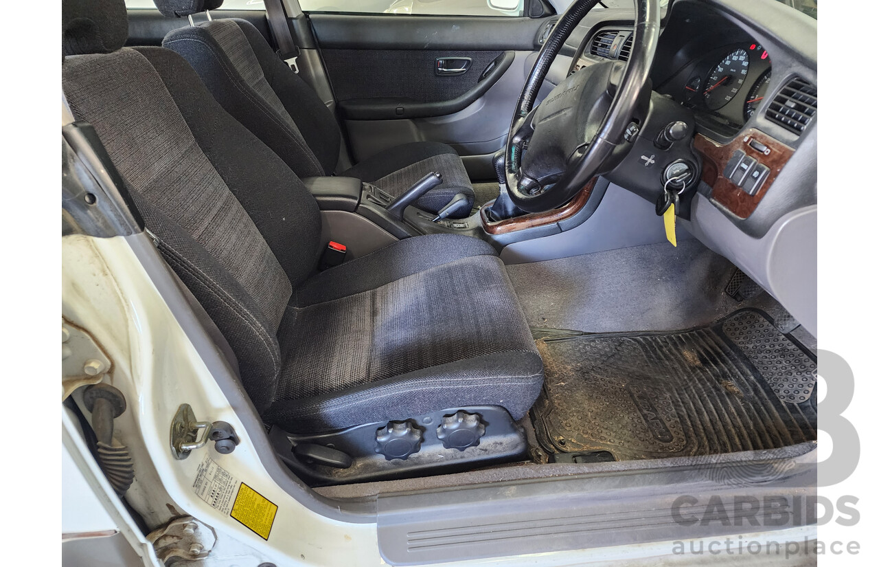 09/1999 Subaru Outback  AWD MY99 4D Wagon White 2.5L