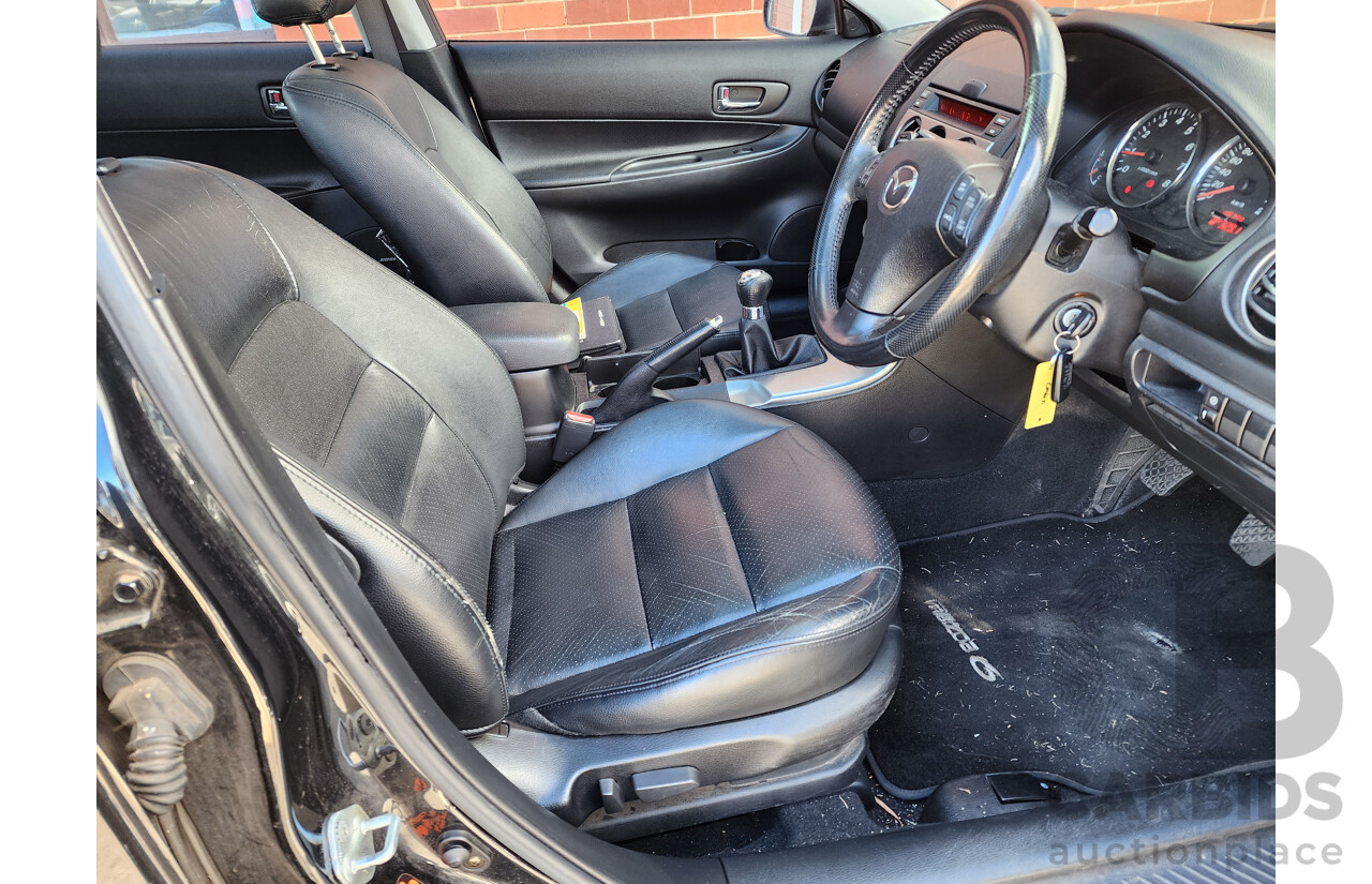 11/2003 Mazda Mazda6 LUXURY SPORTS FWD GG 5D Hatchback Black 2.3L