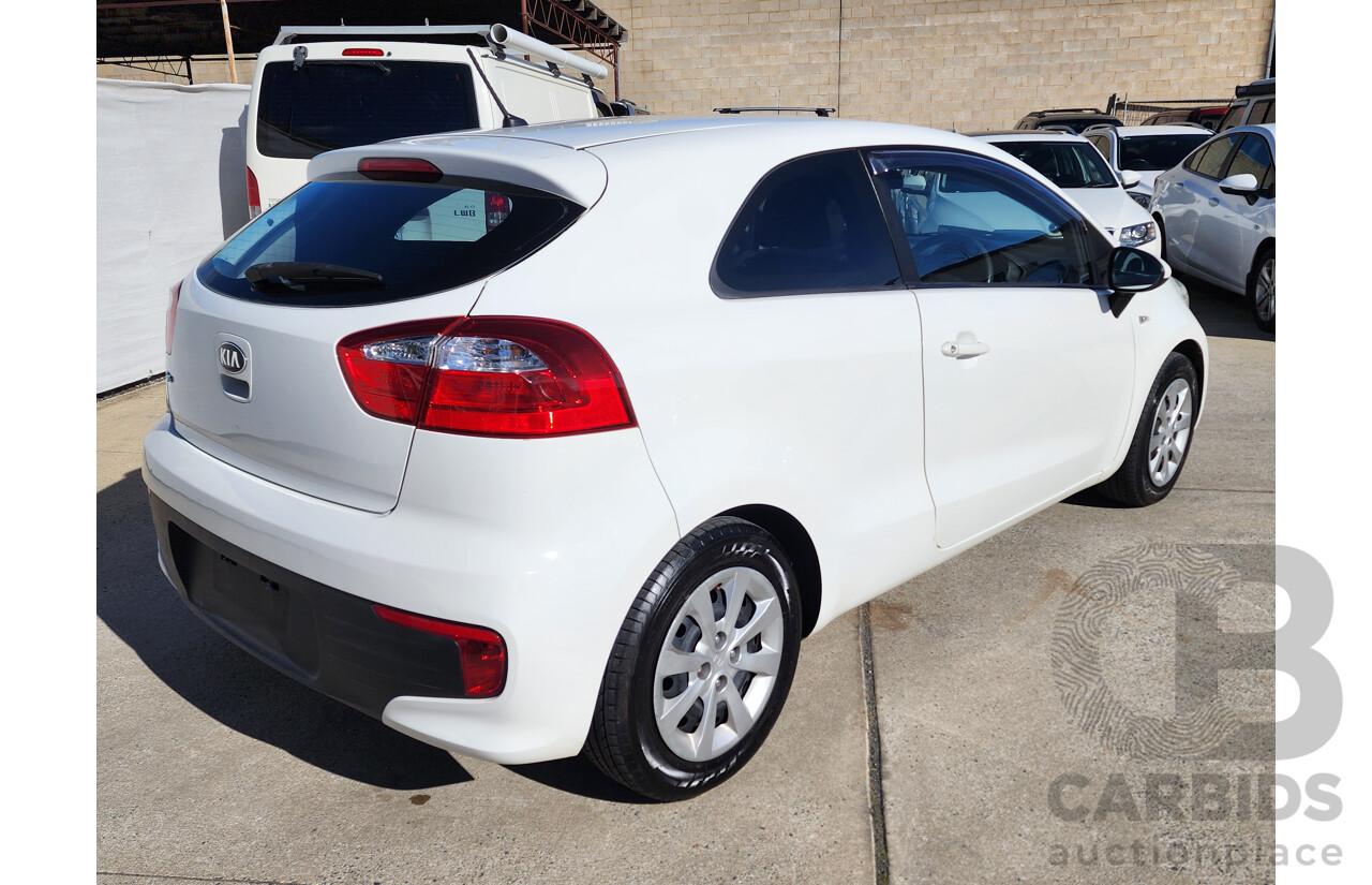 09/2015 Kia Rio S FWD UB MY15 3D Hatchback White 1.4L