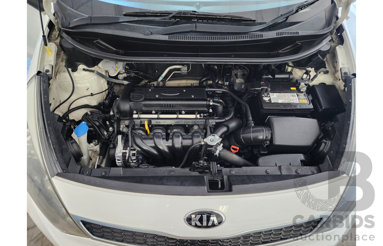 09/2015 Kia Rio S FWD UB MY15 3D Hatchback White 1.4L