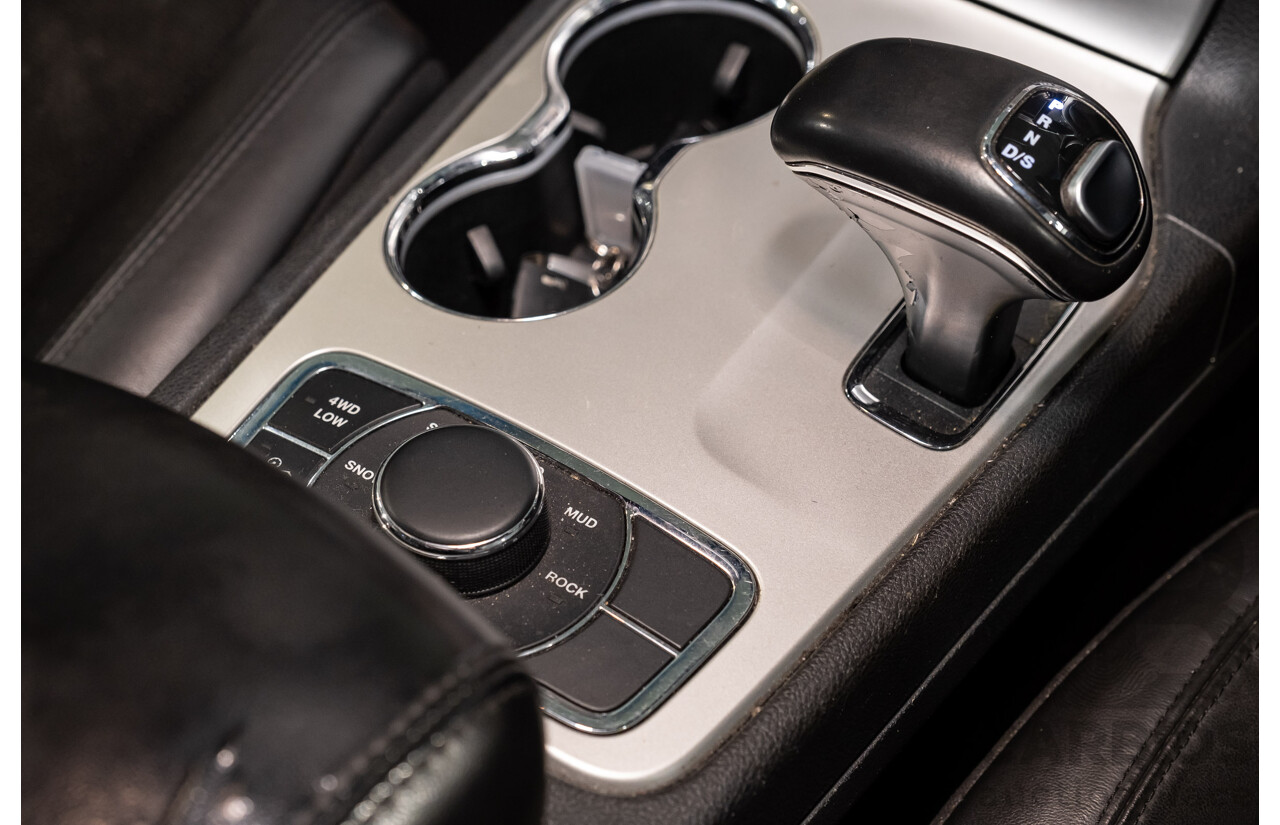 12/2015 Jeep Grand Cherokee Blackhawk (4x4) WK MY15 4d Wagon Bright White Turbo Diesel V6 3.0L