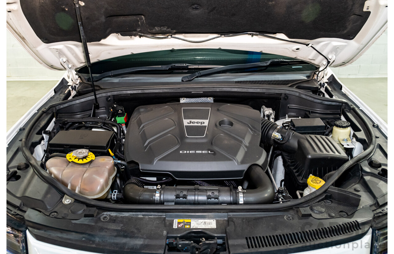 12/2015 Jeep Grand Cherokee Blackhawk (4x4) WK MY15 4d Wagon Bright White Turbo Diesel V6 3.0L