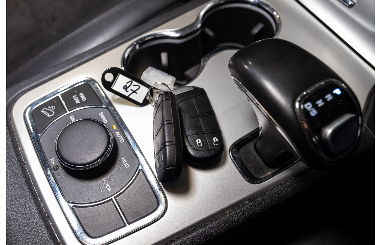 12/2015 Jeep Grand Cherokee Blackhawk (4x4) WK MY15 4d Wagon Bright White Turbo Diesel V6 3.0L