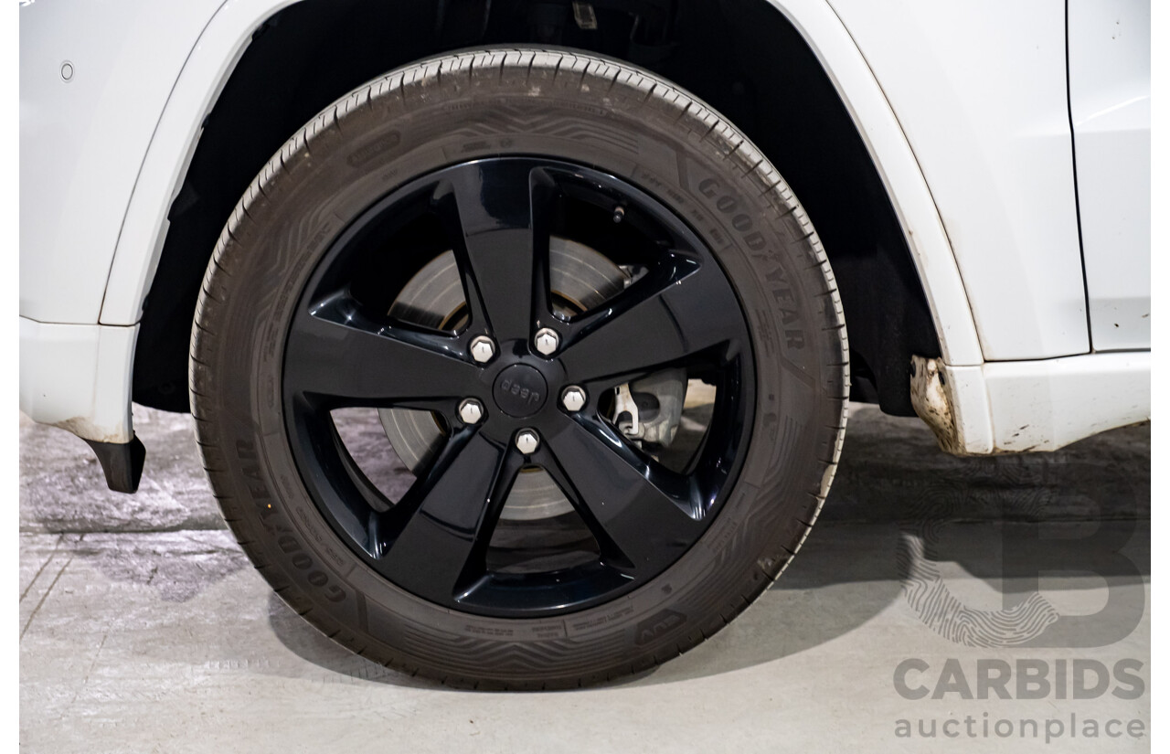 12/2015 Jeep Grand Cherokee Blackhawk (4x4) WK MY15 4d Wagon Bright White Turbo Diesel V6 3.0L