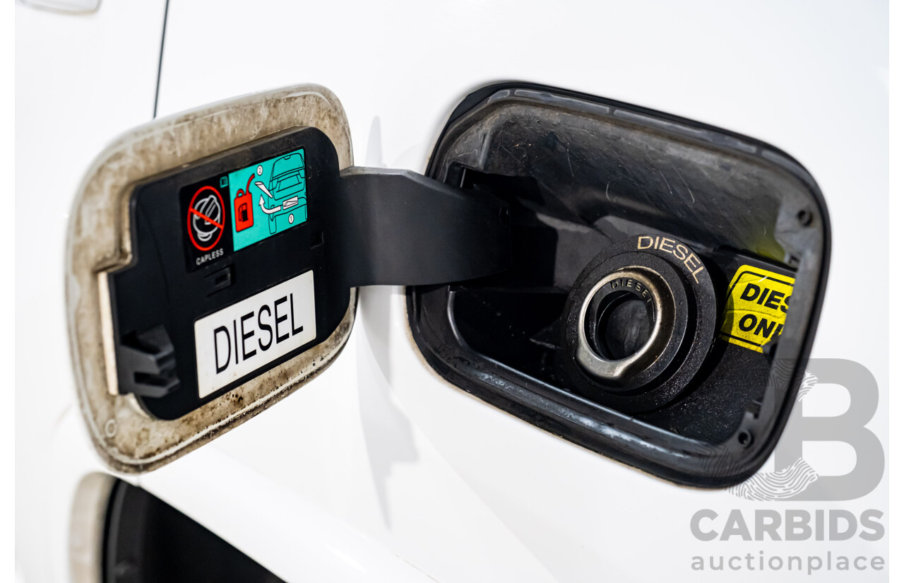 12/2015 Jeep Grand Cherokee Blackhawk (4x4) WK MY15 4d Wagon Bright White Turbo Diesel V6 3.0L