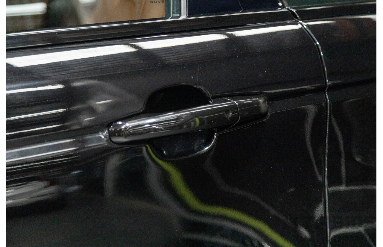 10/2017 Land Rover Range Rover Sport SDV8 HSE Dynamic LW (AWD) MY16 4d Wagon Santorini Black Metallic Twin Turbo Diesel V8 4.4L