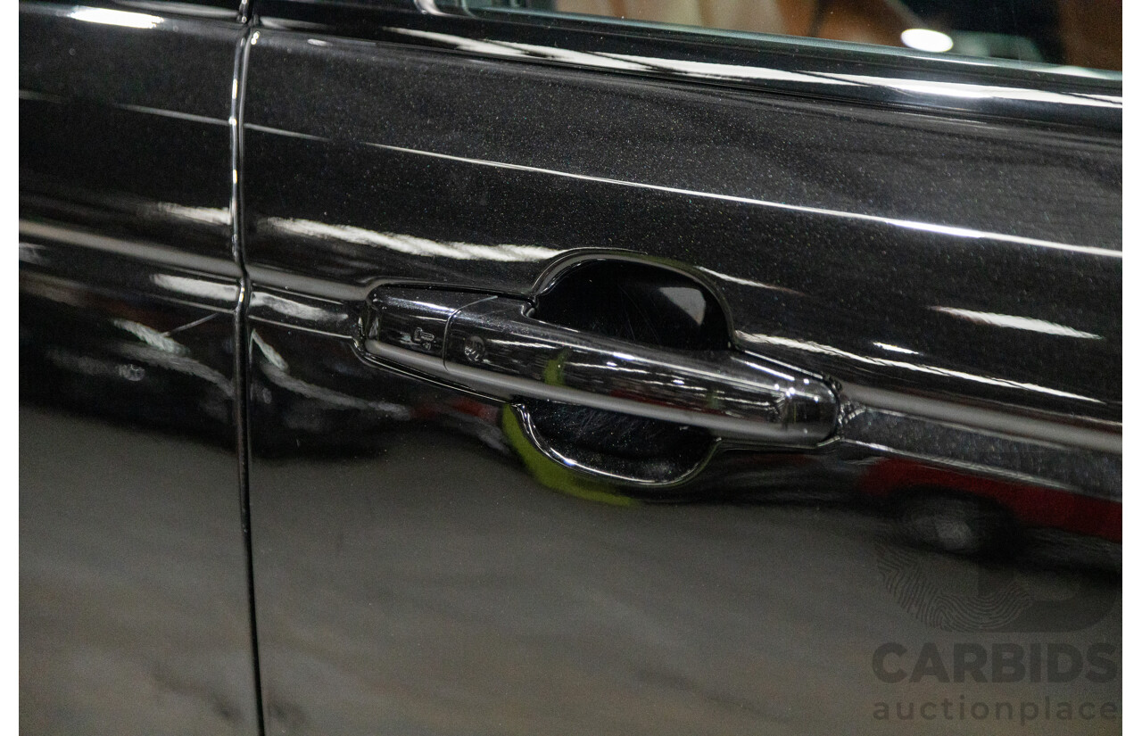 10/2017 Land Rover Range Rover Sport SDV8 HSE Dynamic LW (AWD) MY16 4d Wagon Santorini Black Metallic Twin Turbo Diesel V8 4.4L