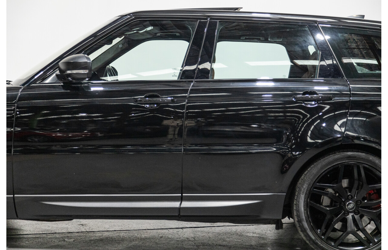 10/2017 Land Rover Range Rover Sport SDV8 HSE Dynamic LW (AWD) MY16 4d Wagon Santorini Black Metallic Twin Turbo Diesel V8 4.4L