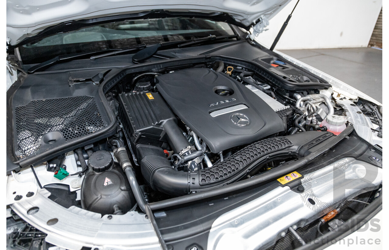 01/2018 Mercedes Benz C350e W205 MY18 4d Sedan Diamond White Metallic Turbo 2.0L / 60kw Hybrid