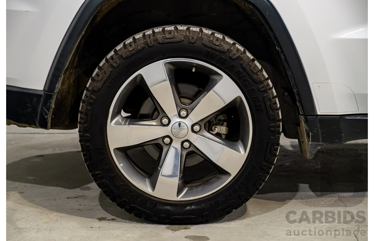 06/2015 Jeep Grand Cherokee Limited (4x4) WK MY15 4d Wagon White Turbo Diesel V6 3.0L