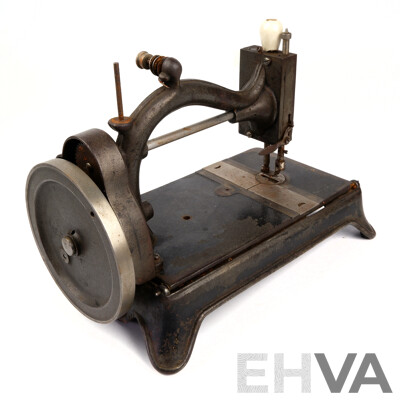 Antique Hand Cranked Sewing Machine