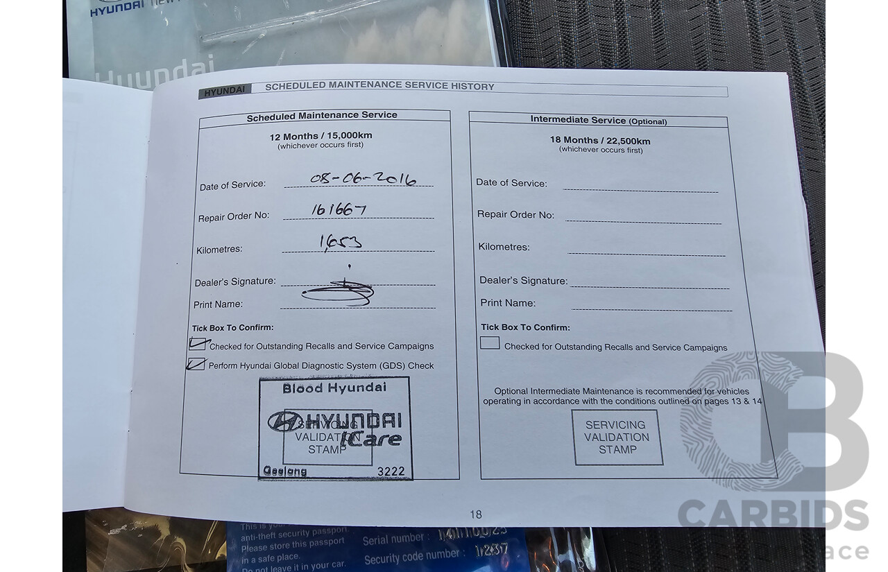 4/2015 Hyundai iLoad TQ MY15 4d Van White 2.4L