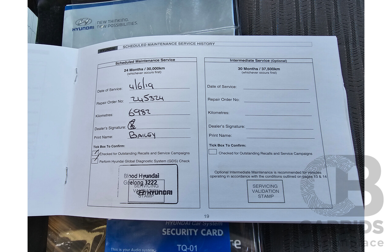 4/2015 Hyundai iLoad TQ MY15 4d Van White 2.4L