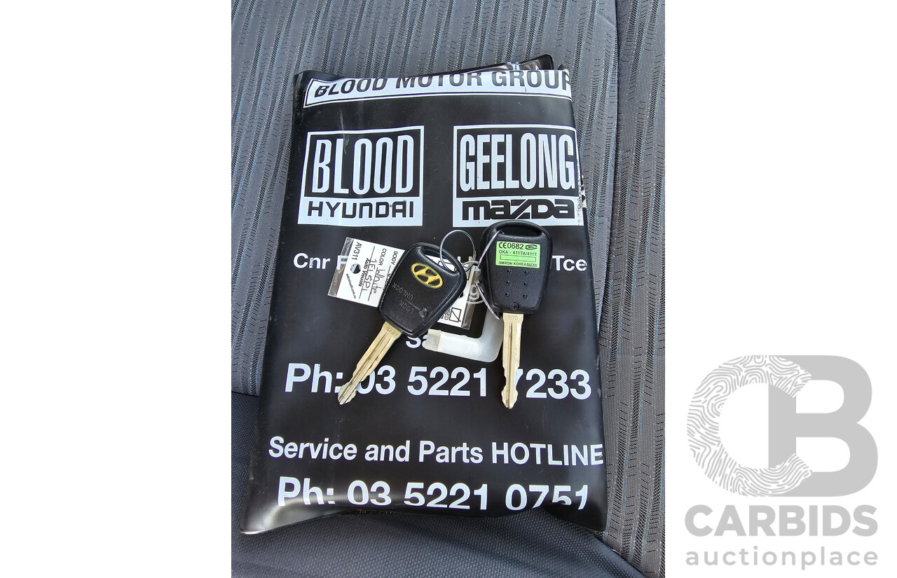 4/2015 Hyundai iLoad TQ MY15 4d Van White 2.4L