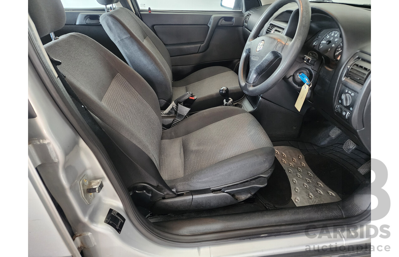 06/2005 Holden Astra CLASSIC FWD TS 4D Sedan Silver 1.8L
