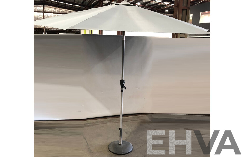 Jasper Round Market Umbrella