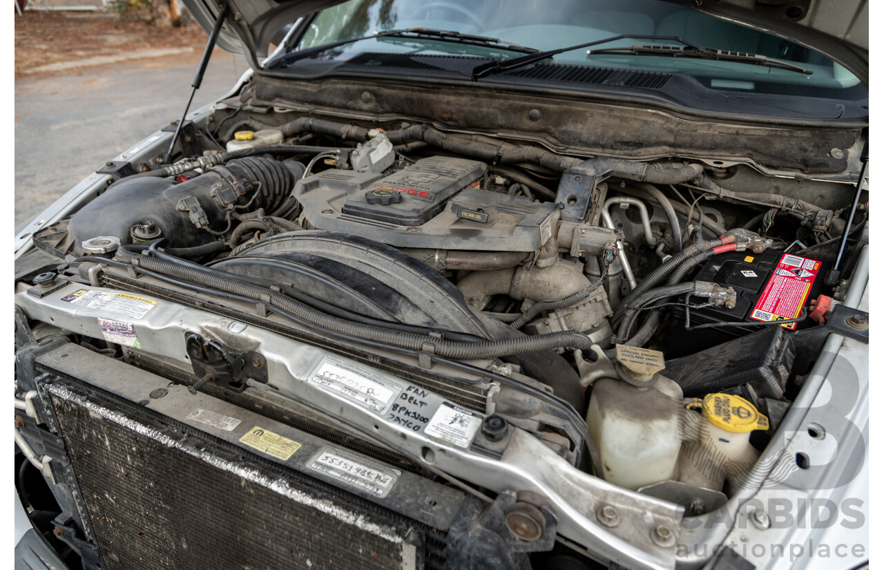 06/2007 Dodge Ram 3500 HD (4x4) Gen 2 Dually Lone Star Edition 4d Quad Cab Silver Turbo Diesel Cummins 6.7L - 06/2011 Import